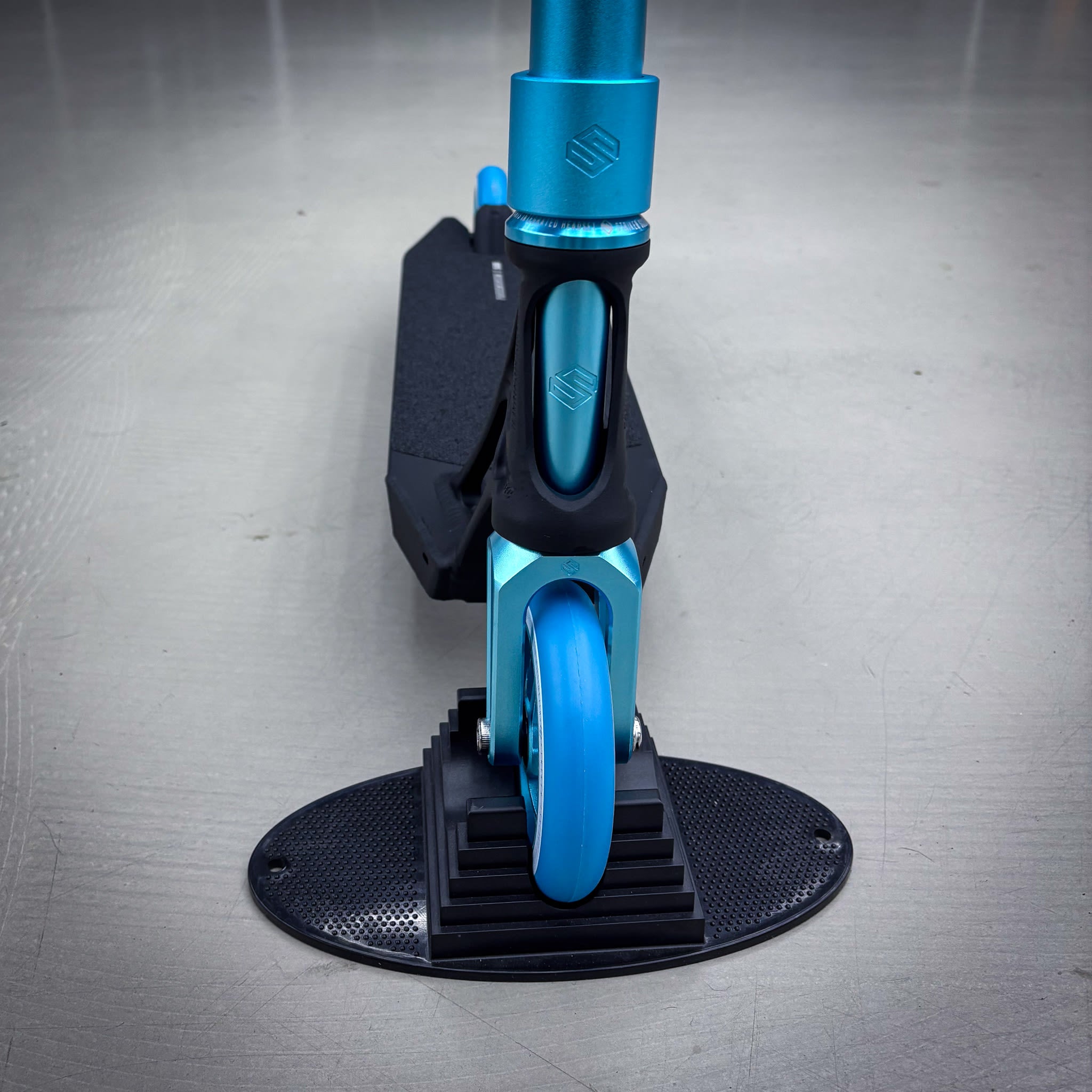 Striker Ethic Teal/Black Custom Build - Verde Turquesa/Negro