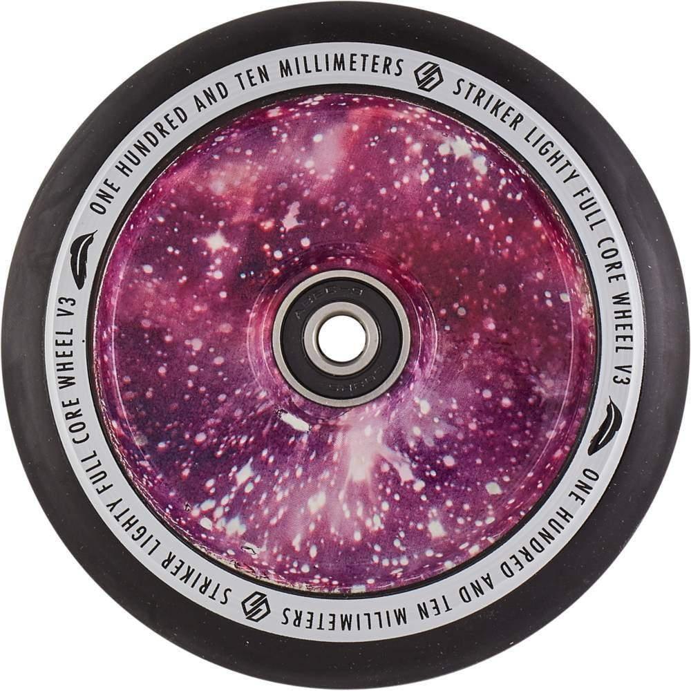 Striker Lighty Fullcore V3 Sort PU 110mm Hjul Til Løbehjul - Purple Galaxy-ScootWorld.dk