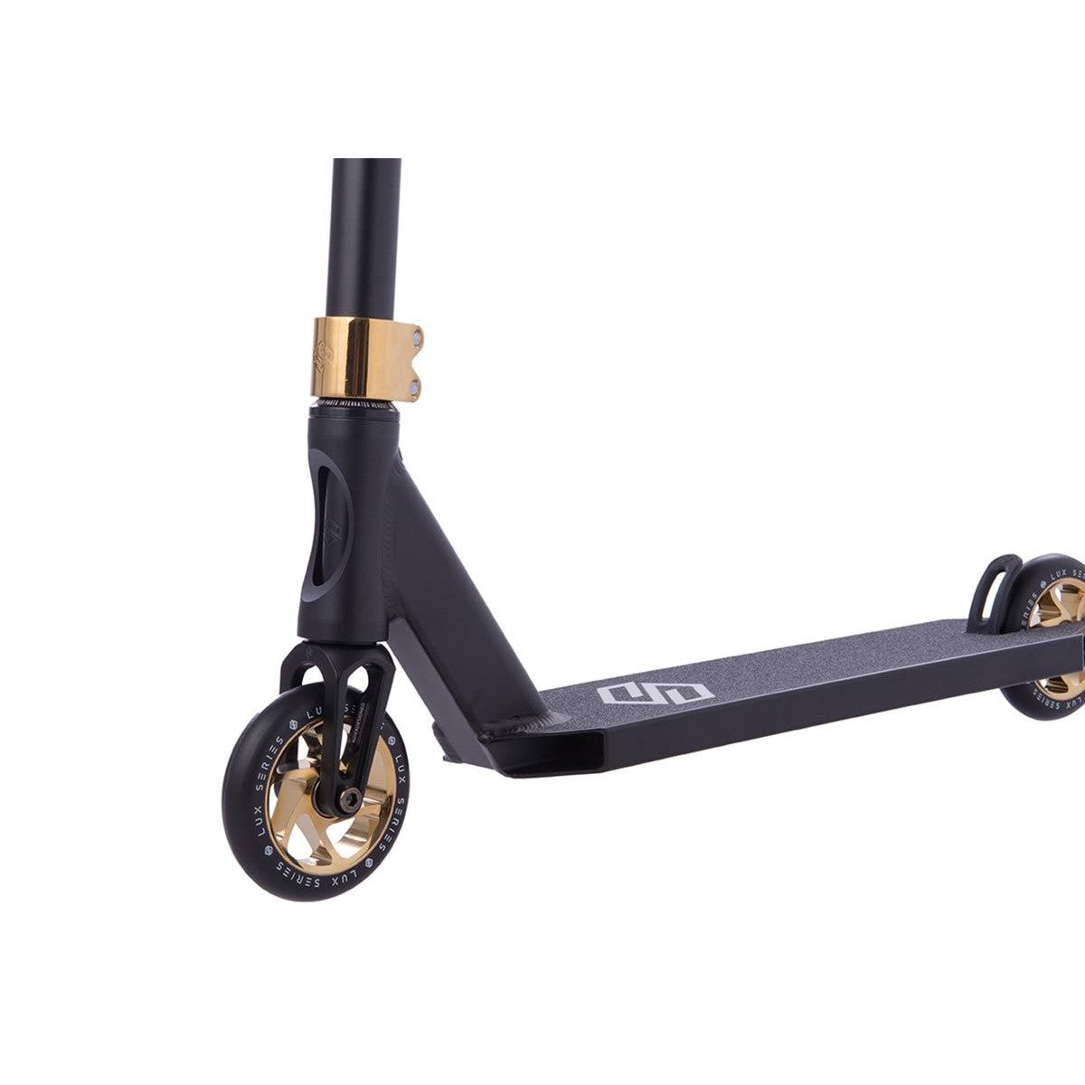 Striker Lux Trick Løbehjul - Black/Gold Chrome-ScootWorld.dk